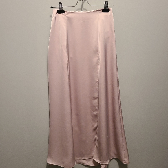 Aritzia Wilfred Pink Slit Skirt - Picture 1 of 5
